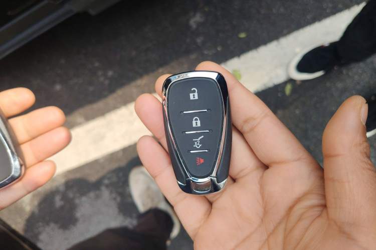 Used Chevrolet Equinox 2019 535T Automatic YuJie Edition China VI
