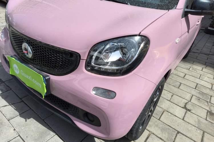 Used smart forfour 2016 0.9T 66 kW Pioneer Edition