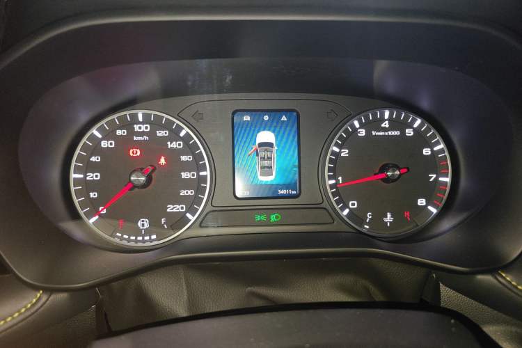 Used Roewe i5 2021 1.5L Manual Platinum Edition
