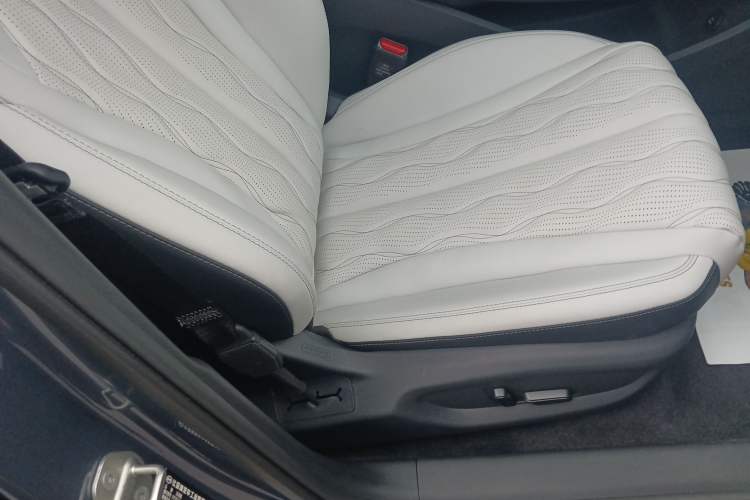 Used BYD Seal 06 New Energy 2024 DM-i 120KM Flagship Model