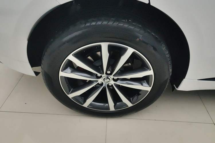 Used Jaguar F-PACE 2024 P250 R-Dynamic SE