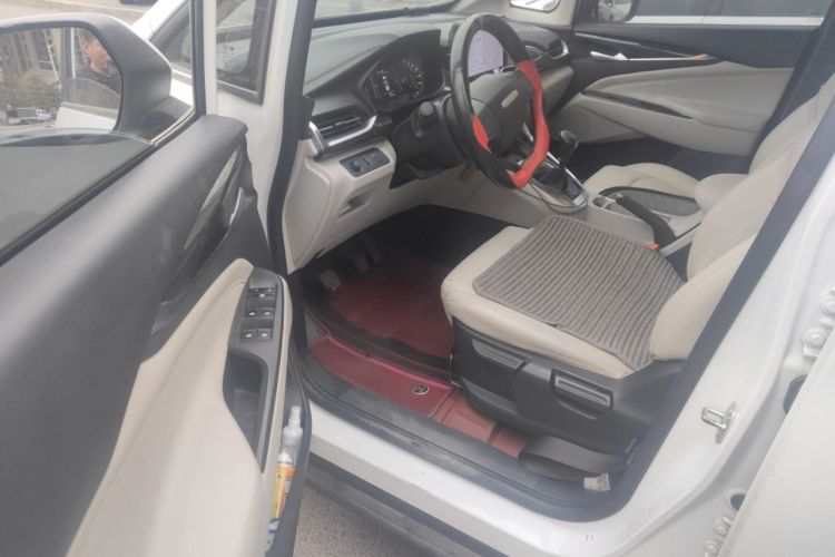 Used SAIC MAXUS G50 2021 1.5T Manual Comfort A Interior 3