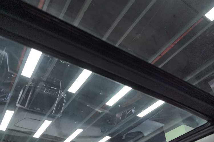 Used CHANGAN CS95 2017 2.0T Two-Wheel Drive Zhiyuan Edition Headliner