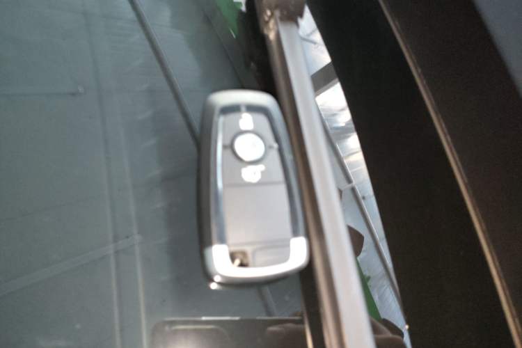 Used Ford Edge 2023 Ford Explorer L 2.0T EcoBoost Four-Wheel Drive 7-Seater Supreme Model
