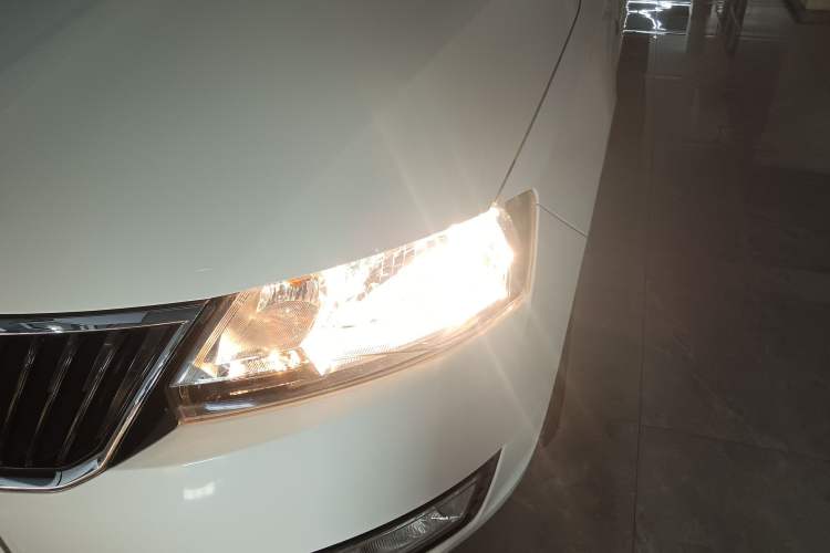 Used Skoda Rapid Spaceback 2016 1.6L Automatic Chuanxing Edition