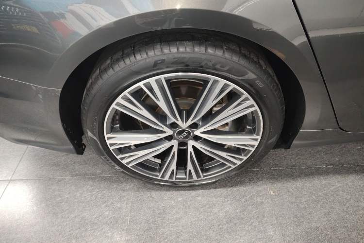 Used Audi A6L 2022 40 TFSI Luxury Dynamic Model Right Rear Wheel Hub