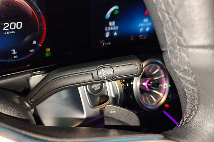 Used Mercedes-Benz GLB 2021 GLB 200 Dynamic Edition Gear Lever