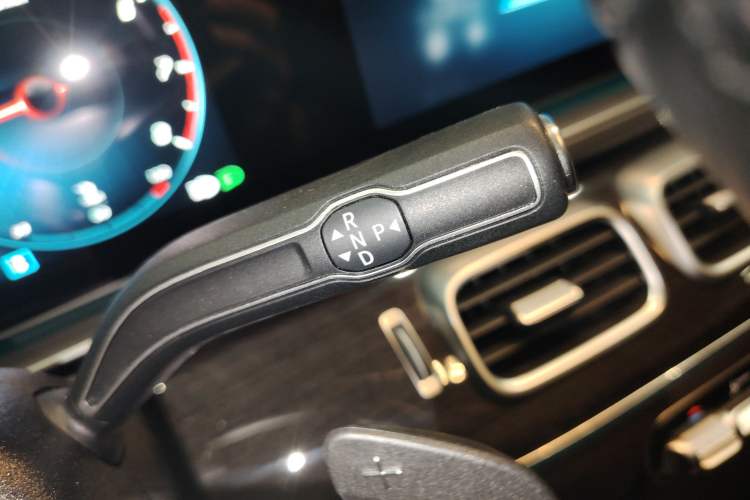 Used Mercedes-Benz GLE 2022 GLE 350 4MATIC Stylish Model
