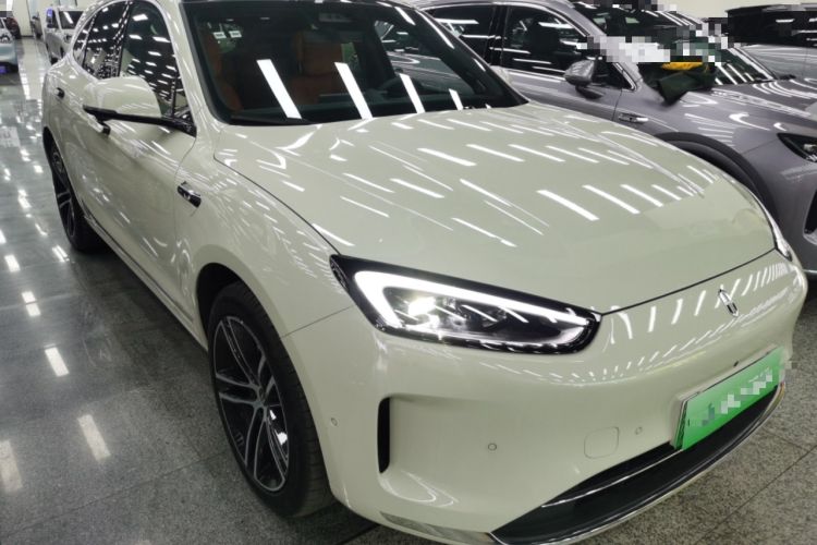 Used Hima AITO M5 2025 Extended-Range Ultra All-Wheel-Drive Version Front Right 45 Deg