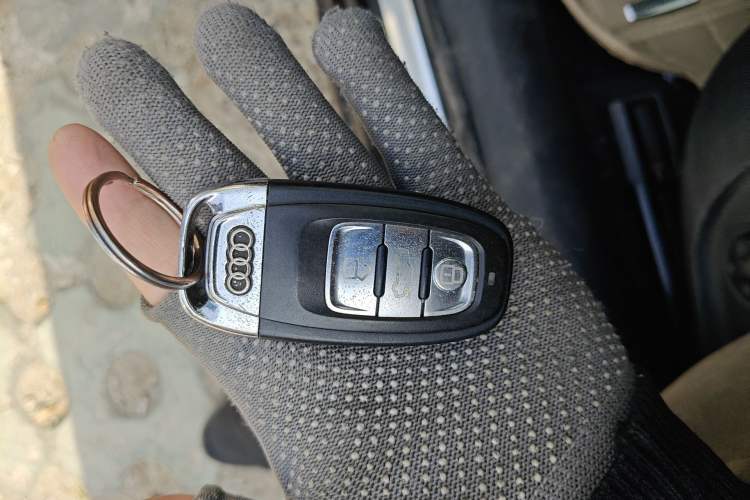 Used Audi A6L 2014 30 FSI Technology Model Vehicle Key