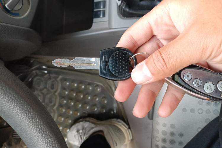 Used Chevrolet Sail 2010 Sedan 1.2L Manual Fashion Edition Vehicle Key