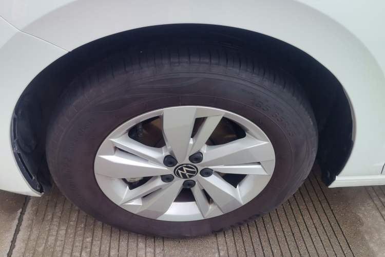 Used Volkswagen Polo 2023 Revised Plus 1.5L Automatic – Enjoy Life Edition Left Front Wheel Hub