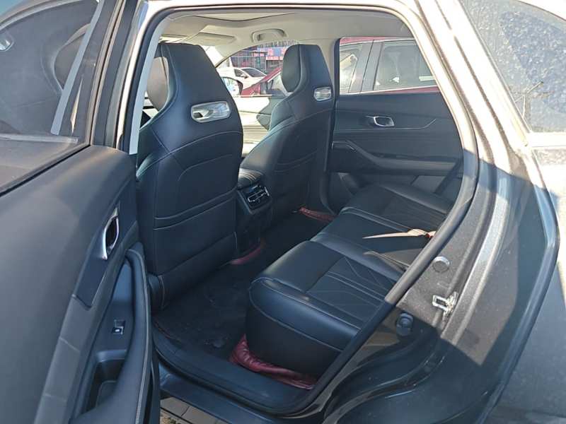 Used CHANGAN UNI-K 2024 2.0T Two-Wheel Drive YueShang Trim — 16