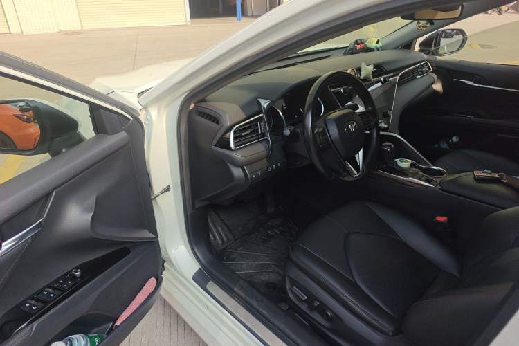 Used Toyota Camry 2019 2.5G Luxury Edition China VI Standard Driver Seat