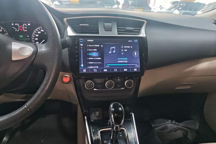 Used Nissan Sylphy 2018 1.6XV CVT Deluxe Edition Audio And AC Panel