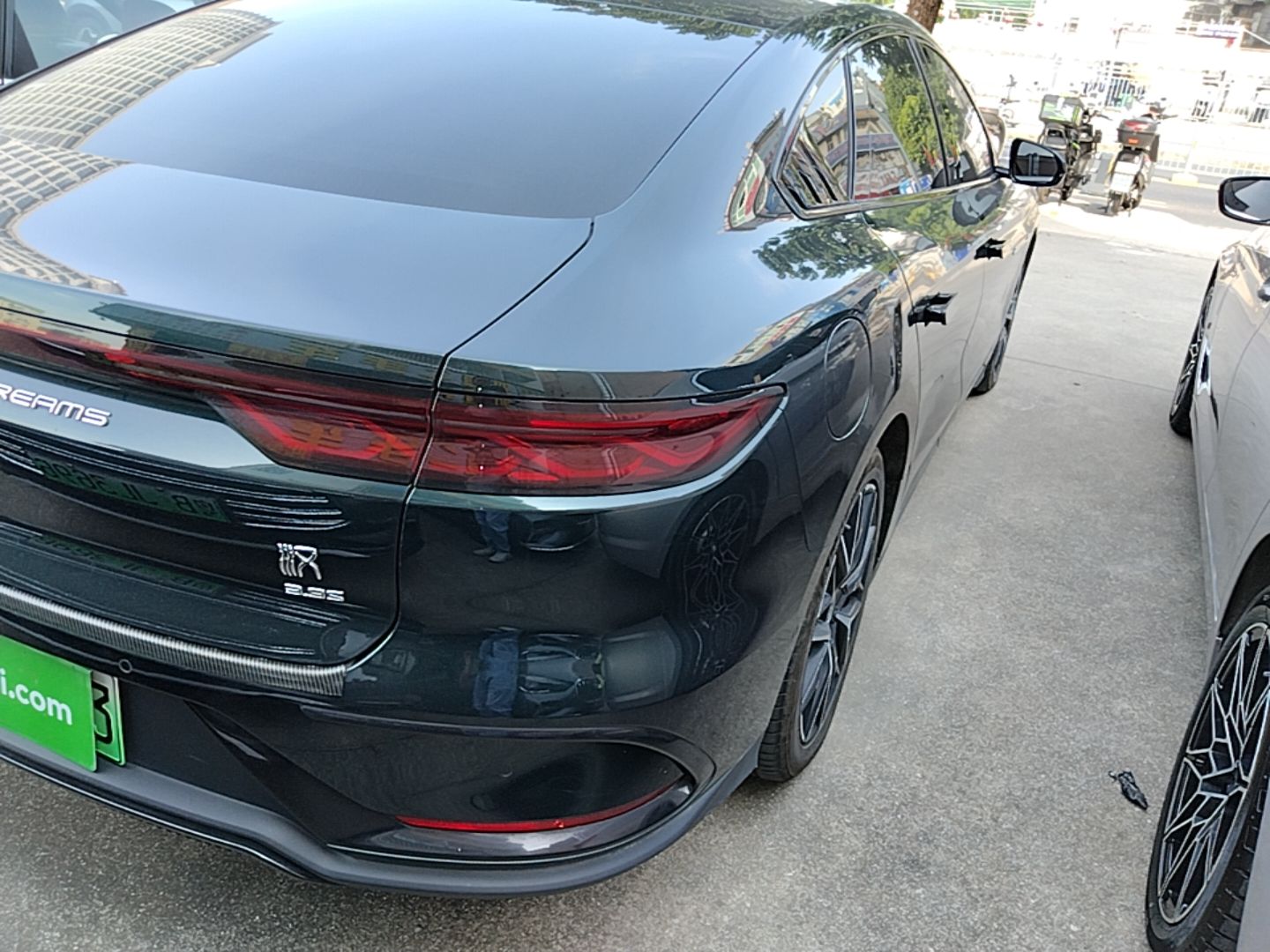 BYD Han 2022 EV 610 km All-Wheel-Drive Qianshan Cui Limited Edition — снимка 9