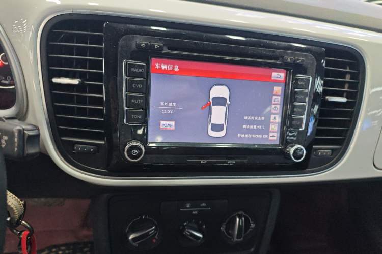 Used Volkswagen Beetle 2015 180TSI model
