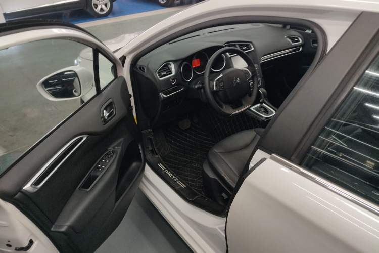 Used Citroen C4L 2014 1.6THP Intelligent Drive Automatic Dynamic Model