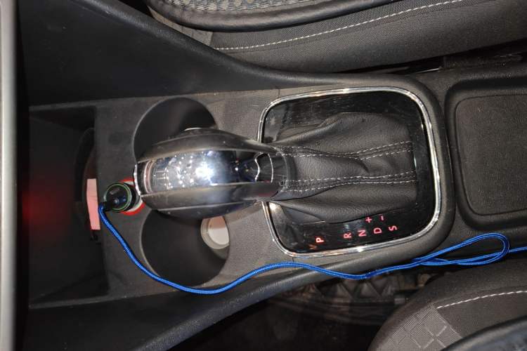 Used Volkswagen Polo 2016 1.6L Cross Polo Automatic
