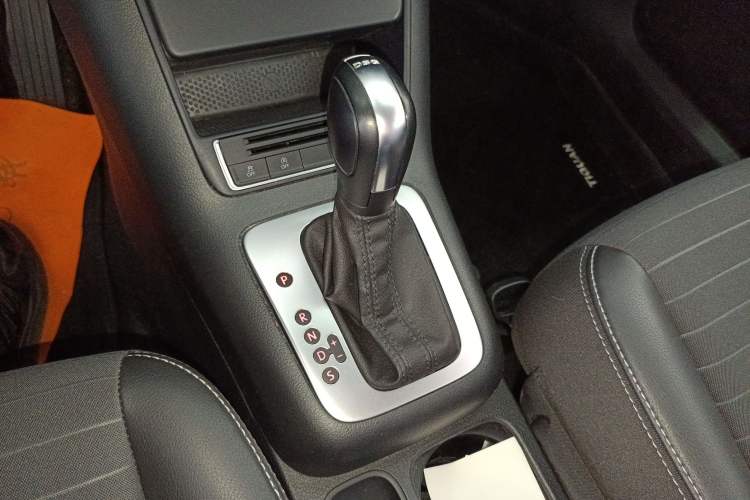 Used Volkswagen Tiguan 2016 280TSI Automatic Two-Wheel-Drive Silk Road Style Edition