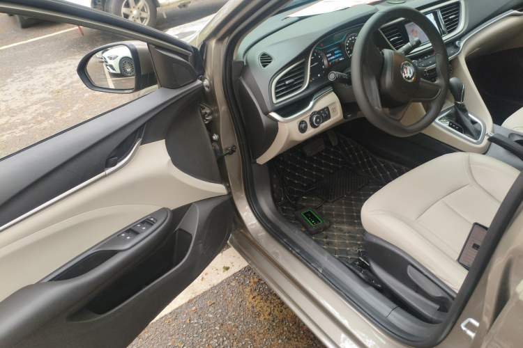 Used Buick GT 2021 Exemplar 1.5L Automatic Elite Version Driver Seat