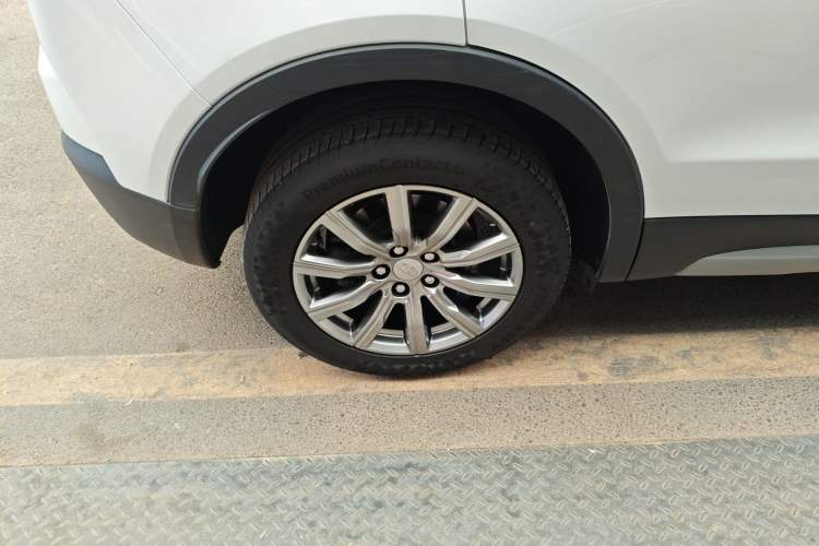 Used Cadillac XT4 2021 28T Two-Wheel Drive Leading Version
