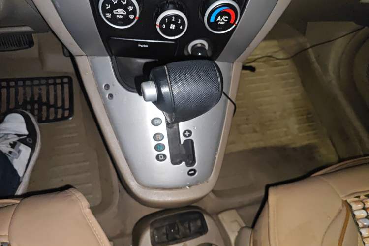 Used Hyundai Tucson 2006 2.0L Automatic 2WD Comfort Edition