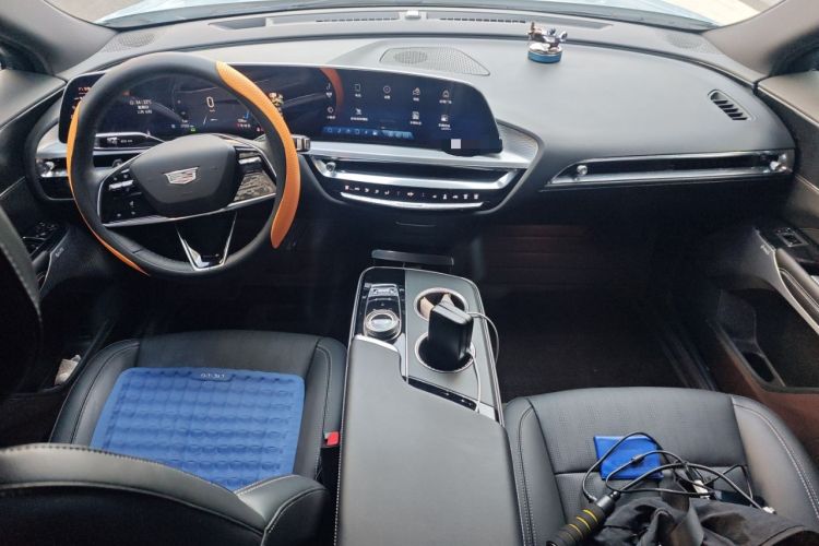 Used Cadillac LYRIQ 2024 Rear-Drive Standard Range Luxury Edition