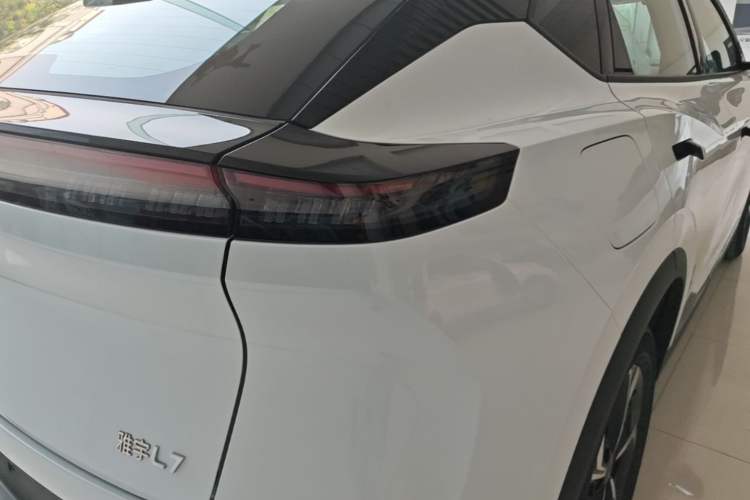 Used Dongfeng Aeolus L7 New Energy 2025 518 Comfort Edition
