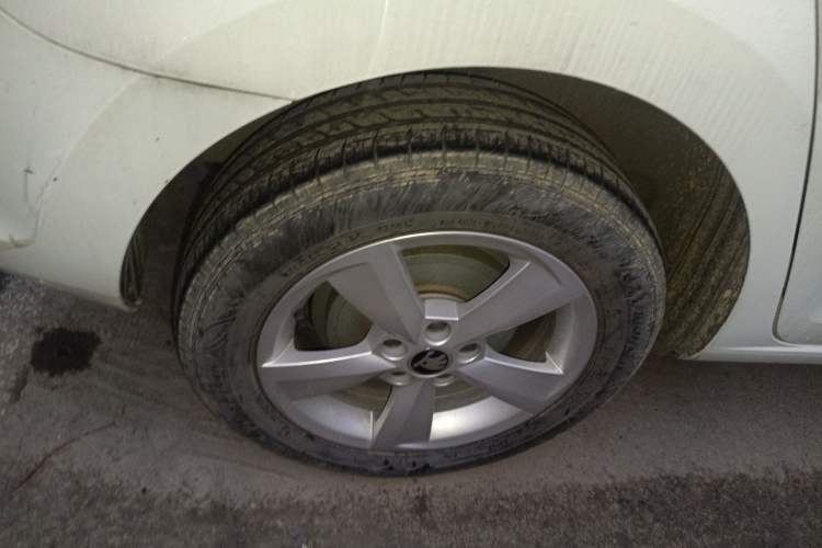 Used Skoda Rapid Spaceback 2018 1.6L Automatic Comfort Edition
