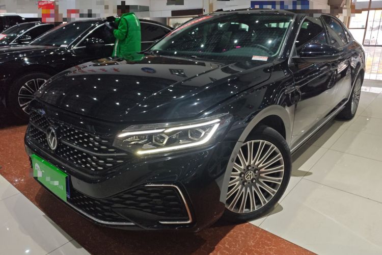 Used Volkswagen Passat 2023 Restyled 330TSI Starry Luxury Edition