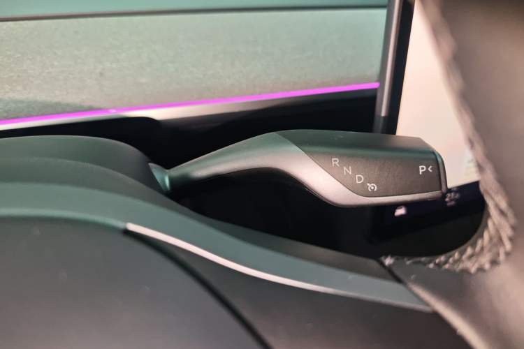 Used Tesla Model Y 2024 Long-Range All-Wheel-Drive Version