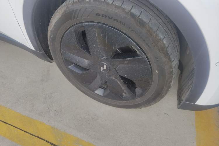 Used ONVO L60 2025 Model—60 kWh Rear-Wheel-Drive Version