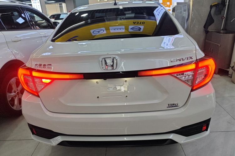 Used Honda Envix 2022 180TURBO CVT Comfort Version
