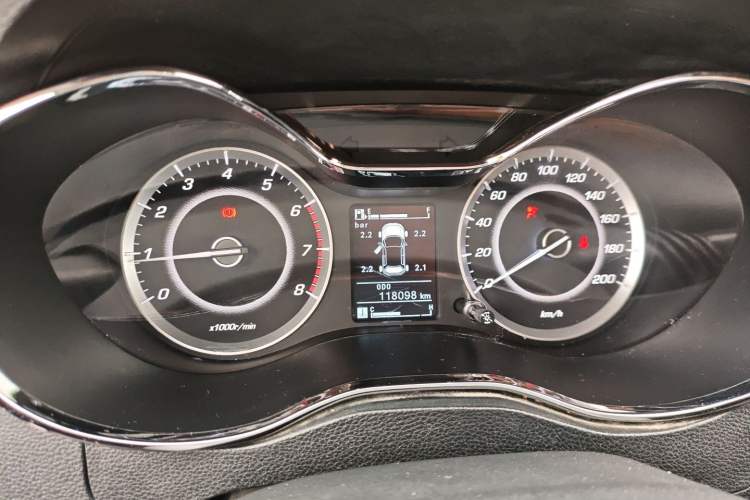 Used Baojun 560 2016 1.8L Manual Luxury Edition Instrument Cluster