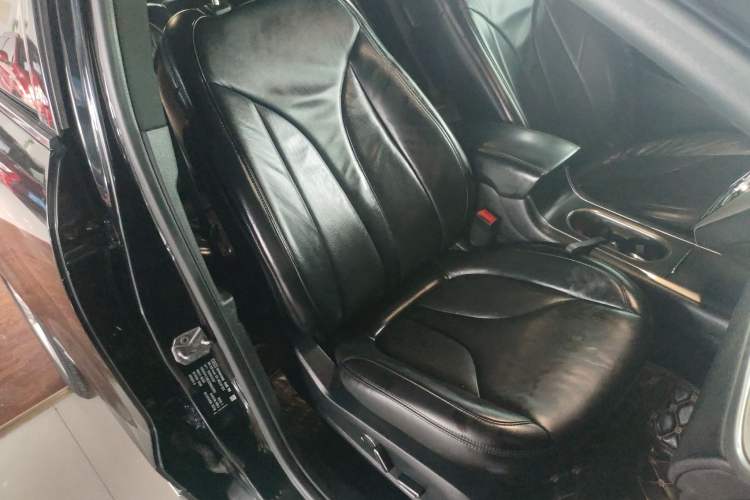 Used Lincoln MKC 2017 2.0T Two-Wheel Drive Deluxe Edition
