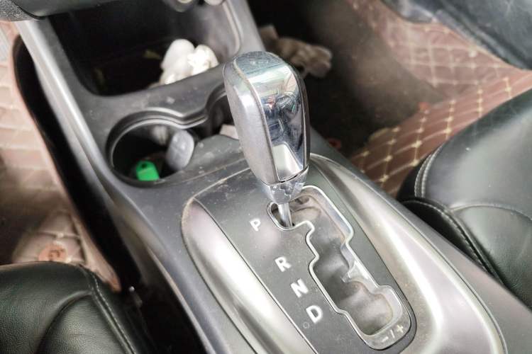 Used Dodge Journey 2014 2.4L Two-Wheel Drive Touring Edition Gear Lever