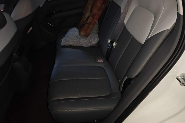 Used Bestune Yueyi 03 2025 565km Premium Edition
