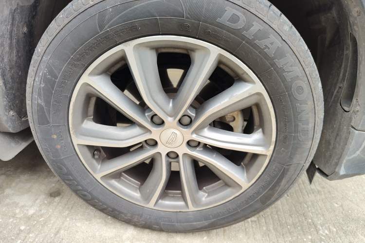 Used Geely Auto Emgrand X7 Sport 2018 1.8TD Automatic Two-Wheel Drive Zhiya Model Exterior 7