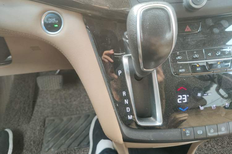 Used Buick GL8 2017 ES 28T Flagship Model China V Standard
