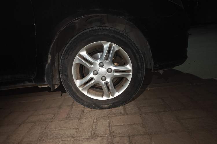 Used Geely Auto Diamond 2014 Sedan 1.5L Manual Entry-Level Model
