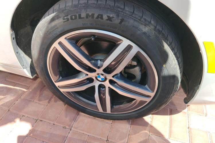 Used BMW 2 Series Active Tourer 2016 218i Sports Design Package Right Front Wheel Hub