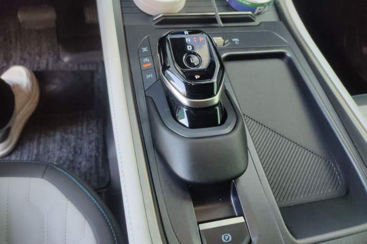 Used Ford Edge 2023 Ford Explorer L 2.0T EcoBoost Two-Wheel Drive 7-Seater Luxury Model