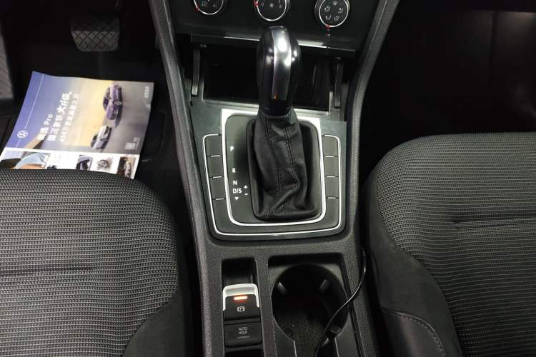 Used Volkswagen Golf 2019 1.6L Automatic Comfort Model China V Standard
