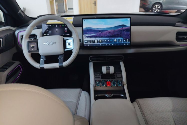 Used Formula Leopard Titanium 3 2025 501KM All-Wheel Drive Intelligent Driving Ultra Version