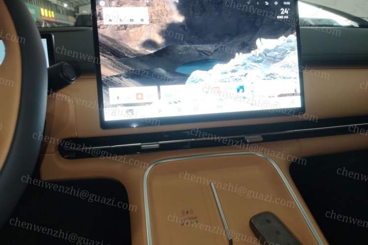 Used Geely Galaxy Galaxy Xingjian 7 EM-i 2025 120km Exploration+ Version
