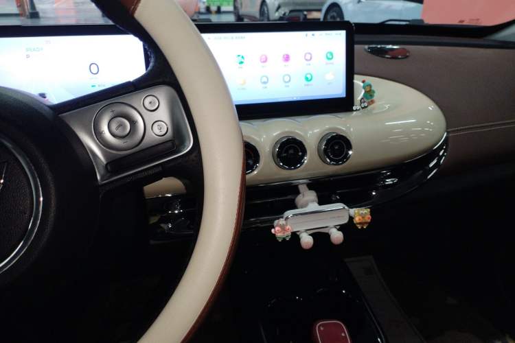 Used Wuling Bingo 2023 410 km Lingxi Deluxe Edition Audio And AC Panel