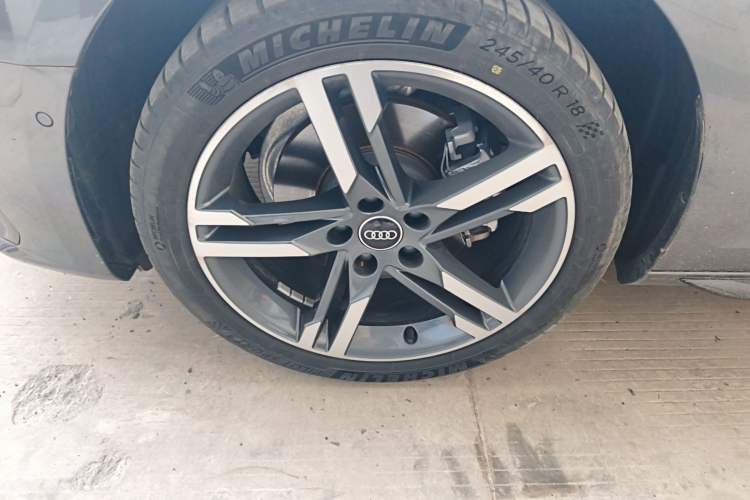 Used Audi A4L 2022 40 TFSI Luxury Dynamic Model
