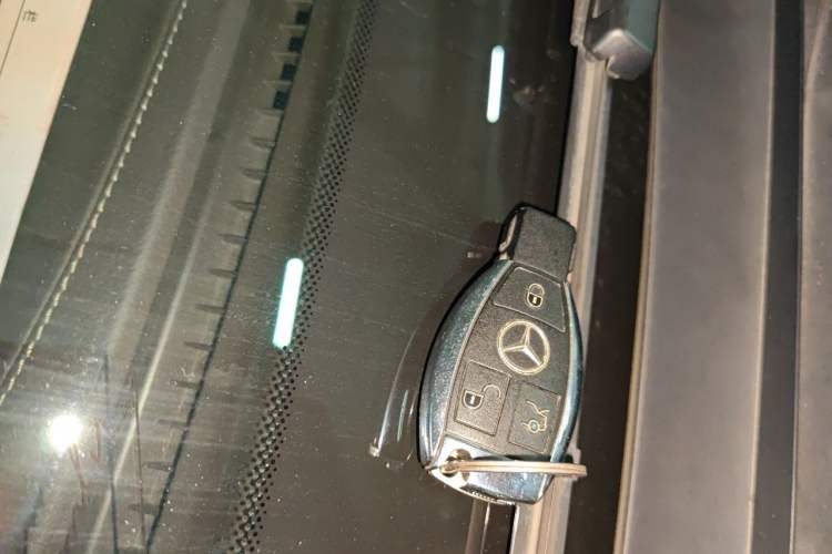 Used Mercedes-Benz GLC 2016 GLC 300 4MATIC Dynamic Model
