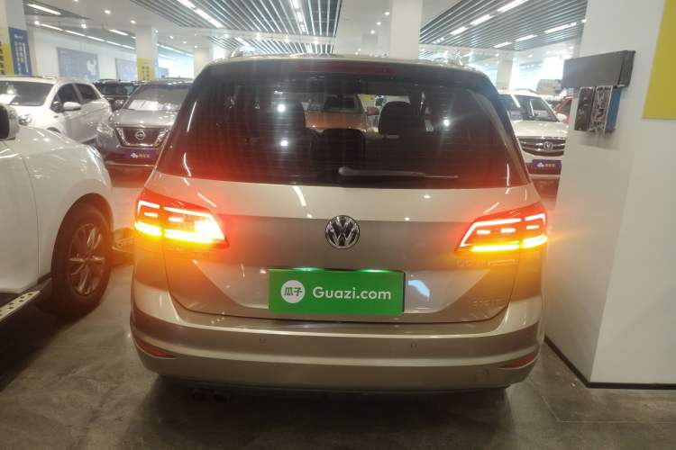 Used Volkswagen Golf Sportsvan 2016 230TSI Automatic Trend Edition Rear